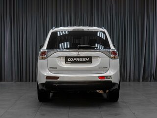 2012 Mitsubishi Outlander III, белый, 1479000 рублей, вид 4