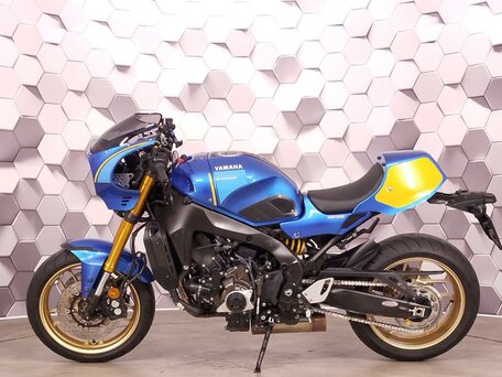 2022 Yamaha XSR900, синий, 1085000 рублей, вид 4