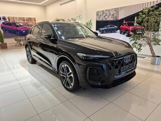 2026 Audi Q5 L III (GU), чёрный, 6650000 рублей, вид 4