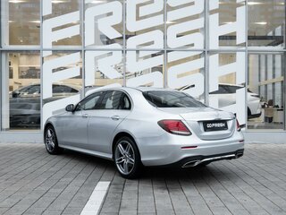 2019 Mercedes-Benz E-Класс 200 V (W213, S213, C238), серебристый, 2943000 рублей, вид 2