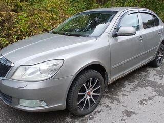 2009 Skoda Octavia DSG7 II (A5) Рестайлинг, серебристый, 600000 рублей, вид 1