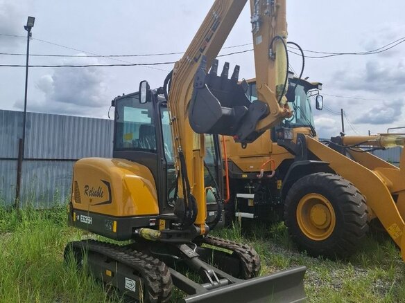 2026 LGCE E635F, жёлтый, 3990000 рублей - вид 5