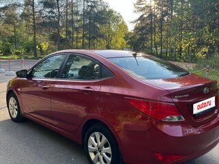 2016 Hyundai Solaris I Рестайлинг, красный, 1020000 рублей, вид 4