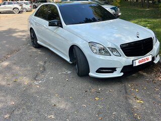 2012 Mercedes-Benz E-Класс 250 7G-Tronic IV (W212, S212, C207), белый, 1700000 рублей, вид 5