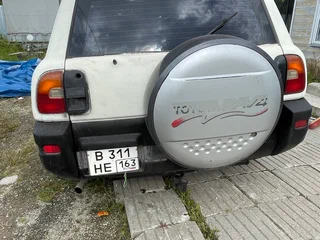 1995 Toyota RAV4 I (XA10), серебристый, 250000 рублей, вид 3