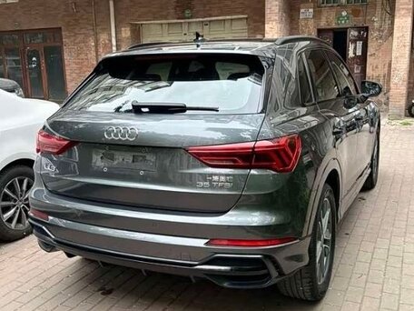 2023 Audi Q3 35 TFSI II (F3), серый, 2620000 рублей, вид 4