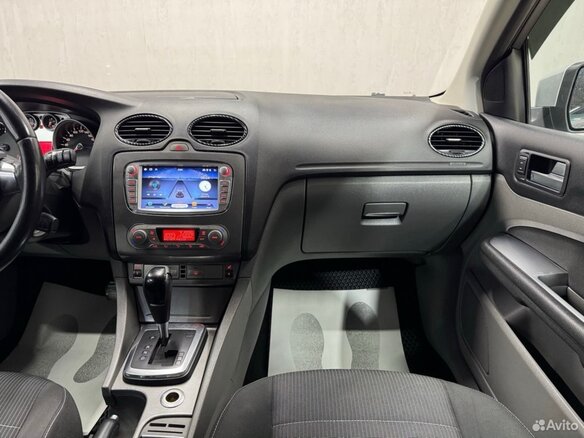 2009 Ford Focus II Рестайлинг, серебристый, 750000 рублей - вид 12