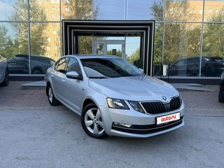 2018 Skoda Octavia III (A7) Рестайлинг, серебристый, 1345000 рублей, вид 3