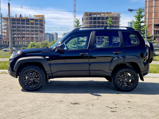 2025 Lada (ВАЗ) Niva Travel I Рестайлинг, чёрный, 1498100 рублей, вид 2