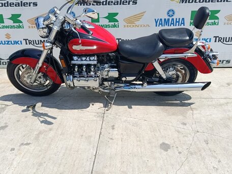2000 Honda Valkyrie 1500, красный, 620000 рублей, вид 4