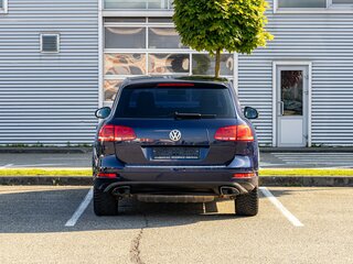 2012 Volkswagen Touareg II, синий, 1755000 рублей, вид 5
