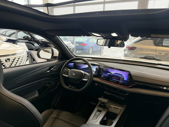 2025 Changan CS35 Max, белый - вид 12
