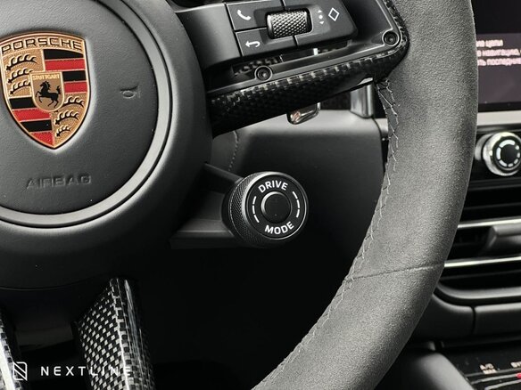 2026 Porsche Macan GTS I Рестайлинг 2, чёрный - вид 13