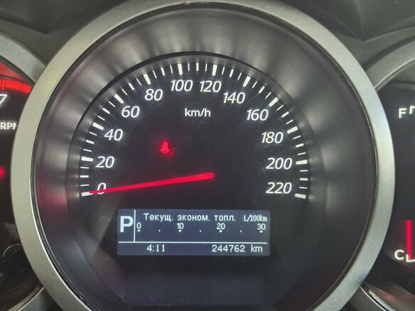 2010 Suzuki Grand Vitara II Рестайлинг, красный - вид 21