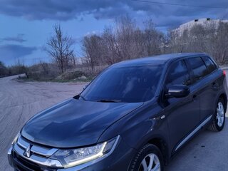 2016 Mitsubishi Outlander III Рестайлинг 2, серый, 1595000 рублей, вид 1