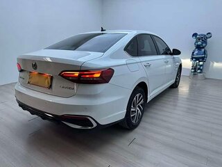 2023 Volkswagen Lavida III Рестайлинг, белый, 1856666 рублей, вид 4