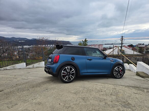 2021 Mini Hatch JCW III (F55/F56) Рестайлинг 2, синий, 4000000 рублей - вид 5