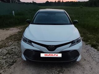 2020 Toyota Camry VIII (XV70), белый, 1520000 рублей, вид 3