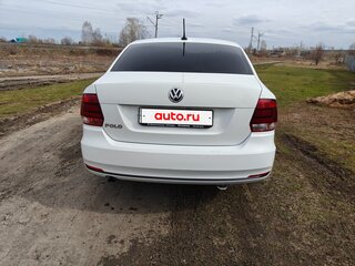 2019 Volkswagen Polo V Рестайлинг, белый, 840000 рублей, вид 2