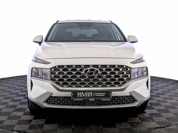 2022 Hyundai Santa Fe IV Рестайлинг, белый, 3625000 рублей - вид 1