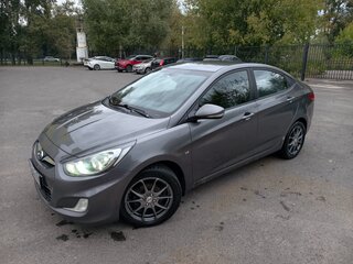 2012 Hyundai Solaris I, серый, 645000 рублей, вид 1