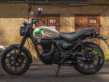 2026 Royal Enfield Hunter, чёрный, 456000 рублей, вид 2