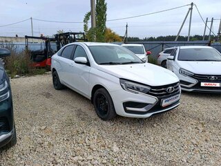 2025 Lada (ВАЗ) Vesta I Рестайлинг (NG), белый, 963300 рублей, вид 2