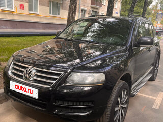 2006 Volkswagen Touareg I, чёрный, 899999 рублей, вид 2