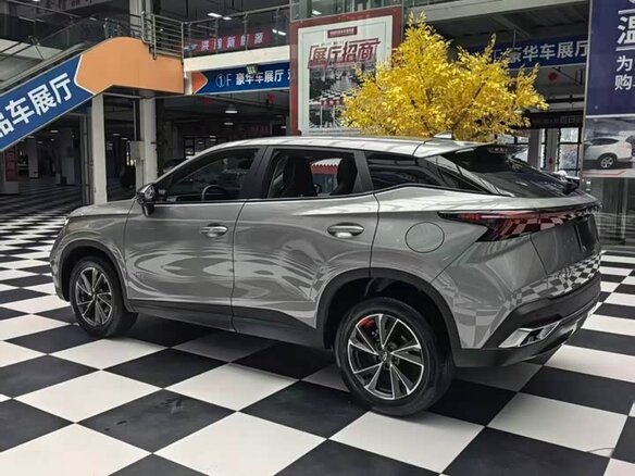 2022 Chery Omoda 5, серый, 1488000 рублей - вид 3
