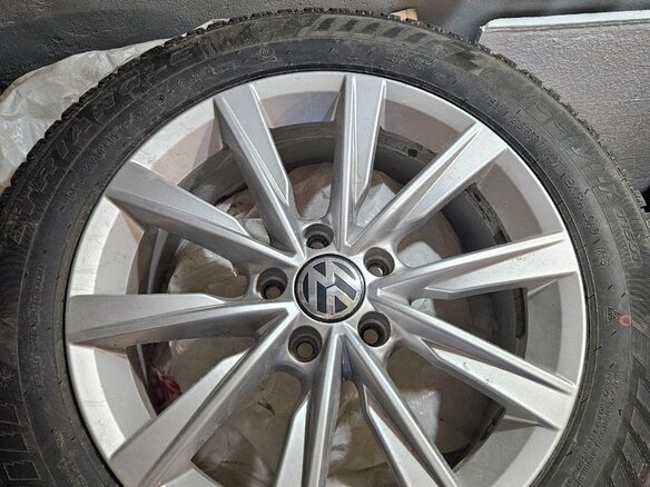 2012 Volkswagen Tiguan I Рестайлинг, красный, 1475000 рублей - вид 12
