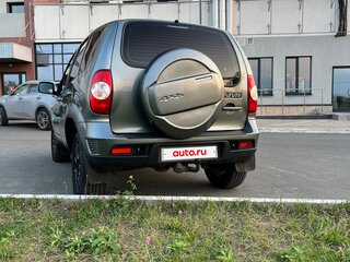 2017 Chevrolet Niva I Рестайлинг, серый, 580000 рублей, вид 5