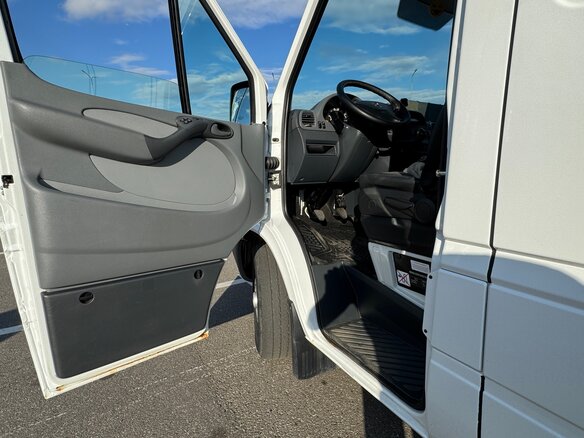 2017 Mercedes-Benz Sprinter Classic, белый, 2190000 рублей - вид 10