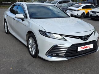 2022 Toyota Camry VIII (XV70) Рестайлинг, белый, 2250000 рублей, вид 4