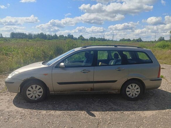 2004 Ford Focus I Рестайлинг, серый, 170000 рублей - вид 5
