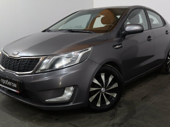 2014 Kia Rio 6-speed III, серый, 749000 рублей - вид 2