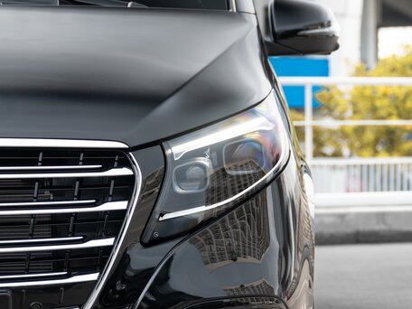 2026 Mercedes-Benz V-Класс Extra Long 300 d экстра длинный III (W447) Рестайлинг 2, чёрный, 13990000 рублей, вид 3