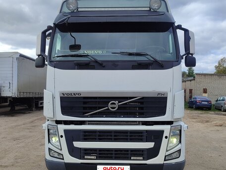 2010 Volvo FH, белый, 3800000 рублей, вид 1