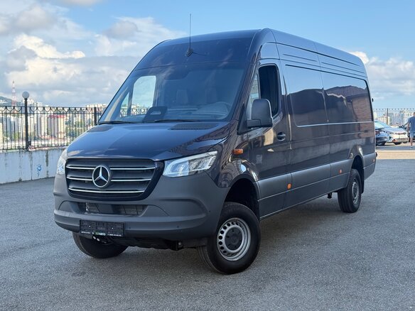 2024 Mercedes-Benz Sprinter, синий, 13500000 рублей - вид 2