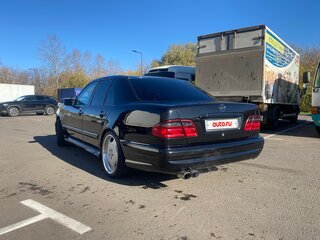 1997 Mercedes-Benz E-Класс 240 II (W210, S210), чёрный, 800000 рублей, вид 2
