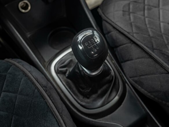 2016 Kia Rio III Рестайлинг, серебристый, 645000 рублей - вид 14