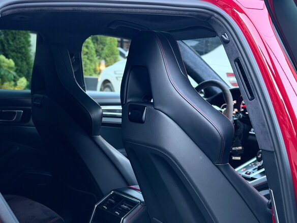 2019 Porsche Panamera GTS Sport Turismo II, красный, 7800000 рублей - вид 8