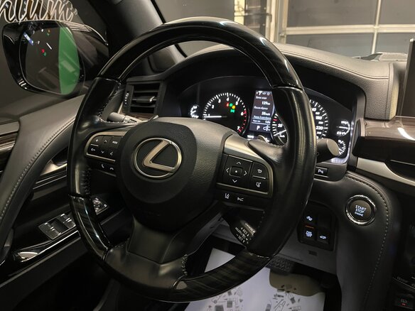 2018 Lexus LX 570 III Рестайлинг 2, белый - вид 27
