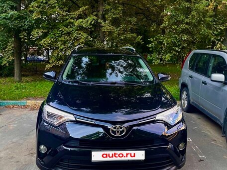 2015 Toyota RAV4 IV (XA40) Рестайлинг, чёрный, 2050000 рублей, вид 4