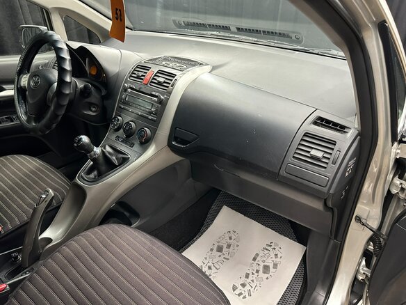 2007 Toyota Auris I, серебристый, 499000 рублей - вид 13