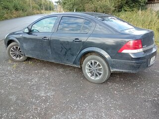 2010 Opel Astra H Рестайлинг, чёрный, 450000 рублей, вид 3
