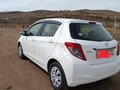 2014 Toyota Vitz III (XP130) Рестайлинг, белый, 999999 рублей - вид 6