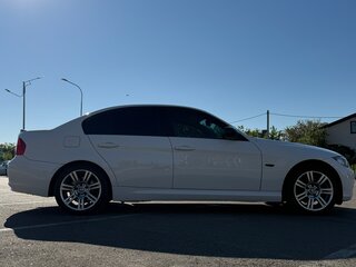 2011 BMW 3 серии 318i V (E90/E91/E92/E93) Рестайлинг, белый, 1300000 рублей, вид 2