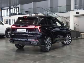 2025 Changan CS75 Plus III, чёрный, 4189900 рублей, вид 4
