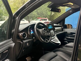 2022 Mercedes-Benz V-Класс Extra Long 300 d экстра длинный III (W447) Рестайлинг, чёрный, 8500000 рублей, вид 5