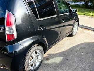 2005 Daihatsu Sirion II (M3), чёрный, 490000 рублей, вид 5